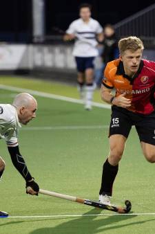 Oranje-Rood sleept punt uit het vuur na doelpuntenfestijn: ‘Een rollercoaster’