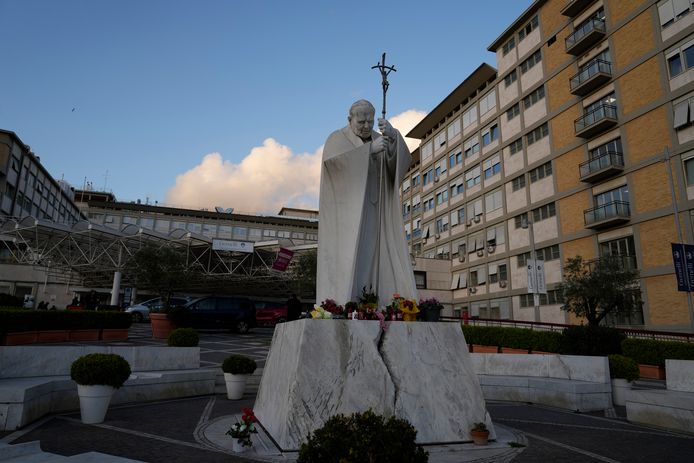 Papa alla Clinica Gemelli