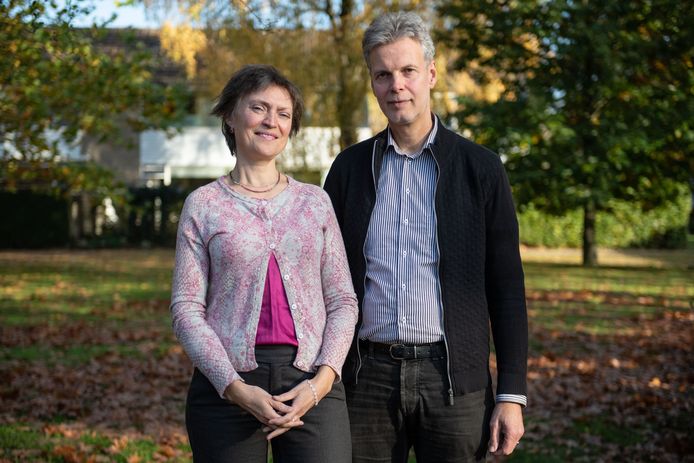 Henk Linker en zijn vrouw Valeria Boermistrova. ,,De Georgiusbasiliek voelt als ons thuis.”
