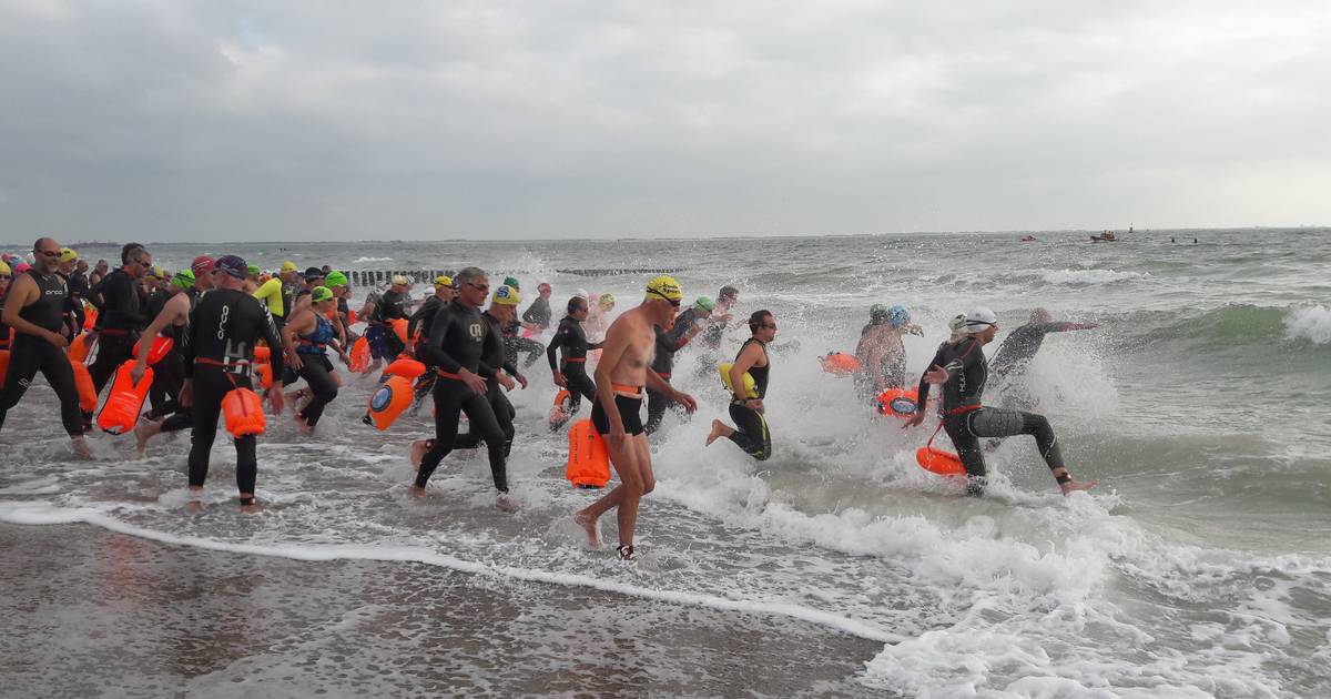 Zeezwemtocht Vlissingen - Zoutelande afgelast wegens slechte weersomstandigheden