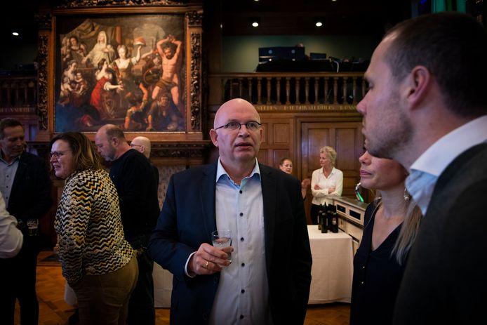 ChristenUnie-gedeputeerde Henk Staghouwer tijdens de centrale uitslagenavond van de Provinciale Statenverkiezingen en Waterschapsverkiezingen in Provinciehuis Groningen.