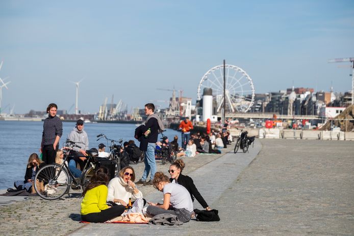 Vaak mooi weer in deze maand maart, alleen is de luchtkwaliteit momenteel wel heel slecht.