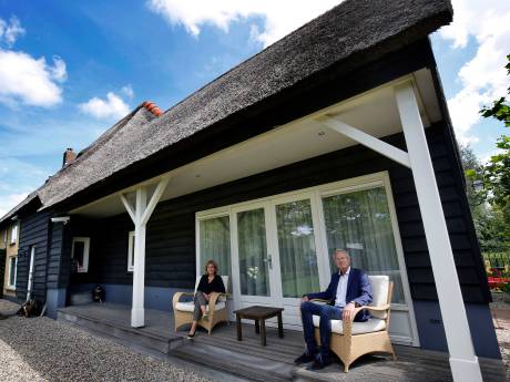 Linda en Arie verkiezen het platteland boven de stad: ‘We zitten echt middenin de natuur’