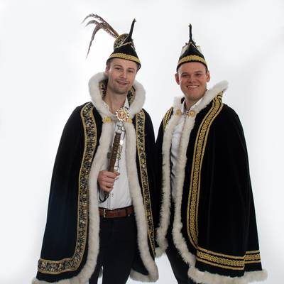 Prins Marijn en adjudant Chiel in Lithoijen