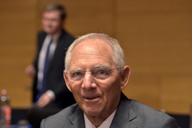 Wolfgang Schäuble, Minister van Financiën, 'Fluwelen aftocht' Beeld reuters