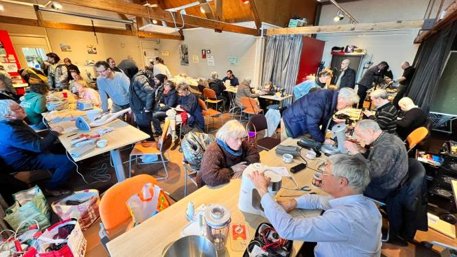 Druk in het Repair Café tijdens eerste Circulair Festival in Brugge