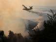 Un important incendie de forêt en Grèce continue de faire rage<br>