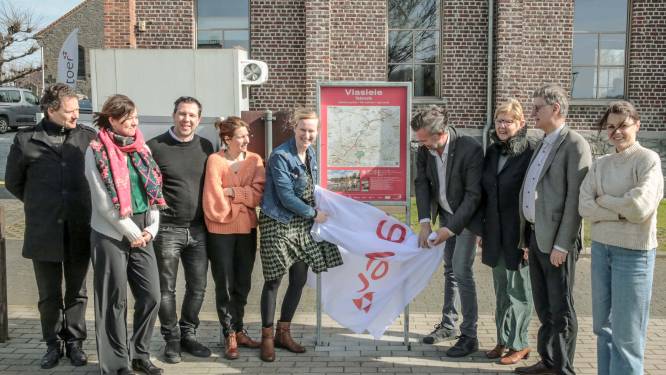 Westtoer stelt Vlasleiefietsroute voor: idyllische natuurplekjes en sterke staaltjes bouwkunde langs het parcours