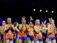 Volleybalsters Oranje op WK hoopvol de tweede ronde in: ‘Die verrassing komt eraan, ik voel het’