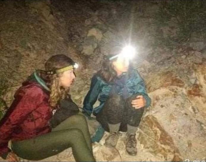 De  Franse Sandra A. (28) en de Belgische Elise V. (33) werden door de politie gevonden op een hoogte van 2.300 meter, vlak bij Cabanaconde.