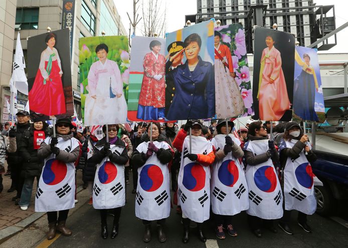 Aanhangers van voormalig president Park Geun-hy vragen in Seoel om haar vrijlating
