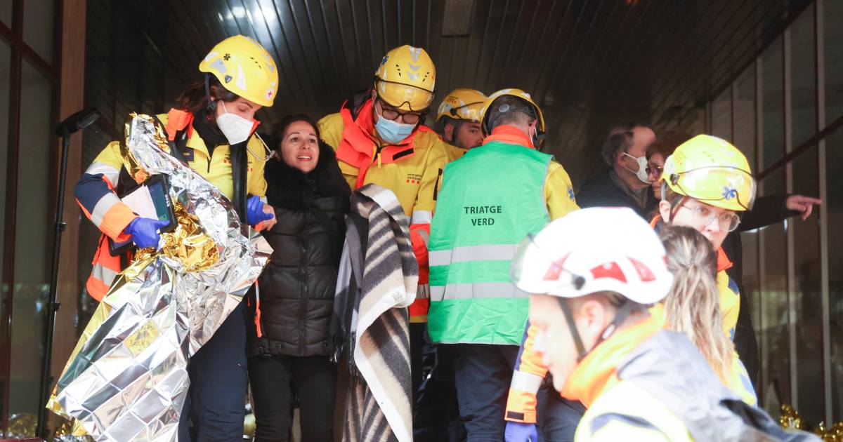 Zon 155 lichtgewonden door treinbotsing op station ten noorden van Barcelona.