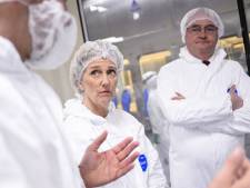 La princesse Astrid visite le site de Takeda pour la Journée internationale des maladies rares