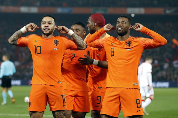 FC Barcelona in de fout: club zet shirt met naam Memphis Depay al