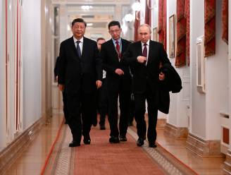 Xi en Poetin houden "informeel gesprek" van 4,5 uur