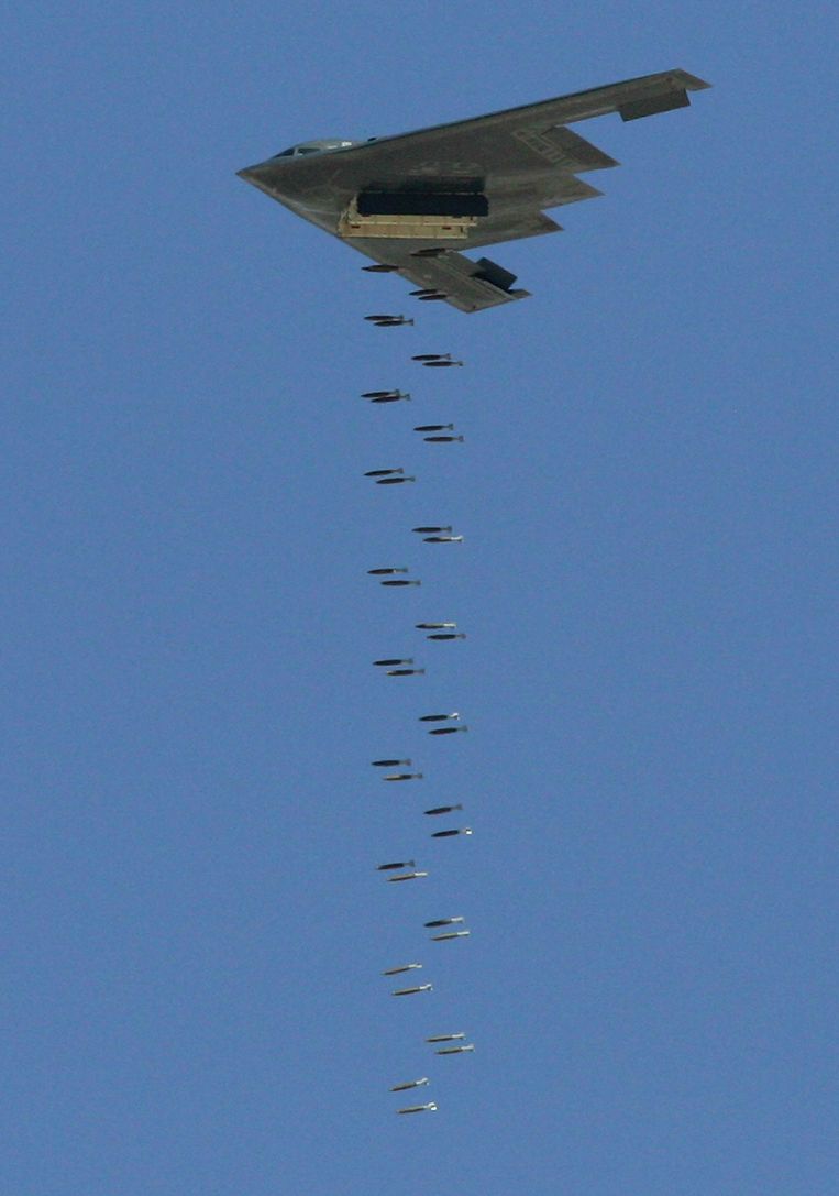 De Amerikaanse stealthbommenwerper B-2 Spirit van Northrop Grumman. Het bedrijf behoort tot de 28 ondernemingen wereldwijd die kernwapens produceren en moderniseren. Beeld Getty Images