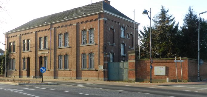 De voormalige rijkswachtsite in Alken was al even in onbruik, maar de gemeente bekijkt nu een nieuwe invulling.