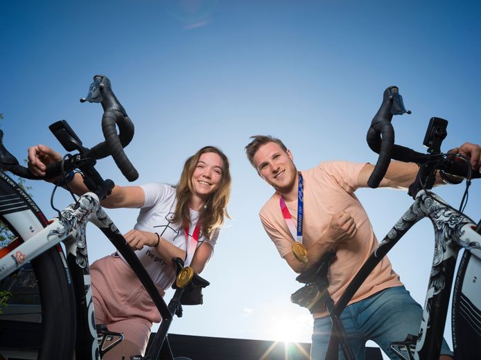Shanne Braspennincx en Jeffrey Hoogland wonnen beiden goud op de Spelen: zij op keirin, hij op de teamsprint.