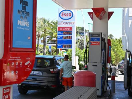 La France autorise les distributeurs à vendre l’essence à perte