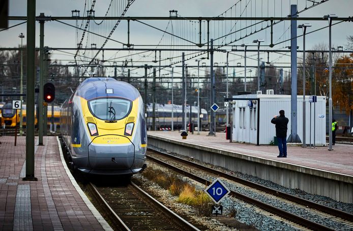 Eurostar zoeft voor eerste keer van Londen langs Rotterdam | Rotterdam ...