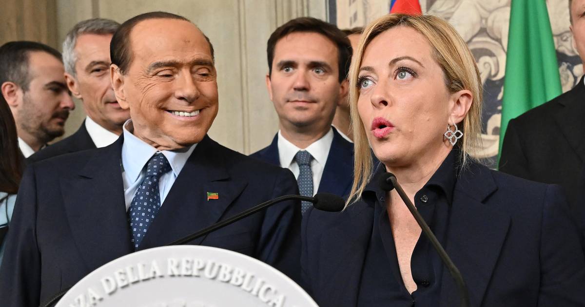 La prima donna premier italiana si è subito scontrata con Berlusconi in un primo momento all’estero