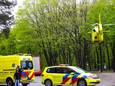 Onder andere een traumahelikopter en een ambulance waren opgeroepen na het ongeluk op de Kanaalstraat op 3 mei.