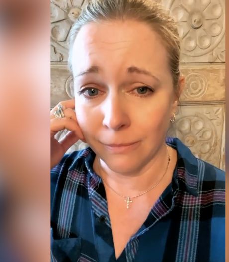 En larmes, l'actrice Melissa Joan Hart révèle avoir aidé des écoliers à échapper à la fusillade de Nashville 