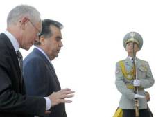 Van Rompuy rend visite aux soldats belges en Afghanistan