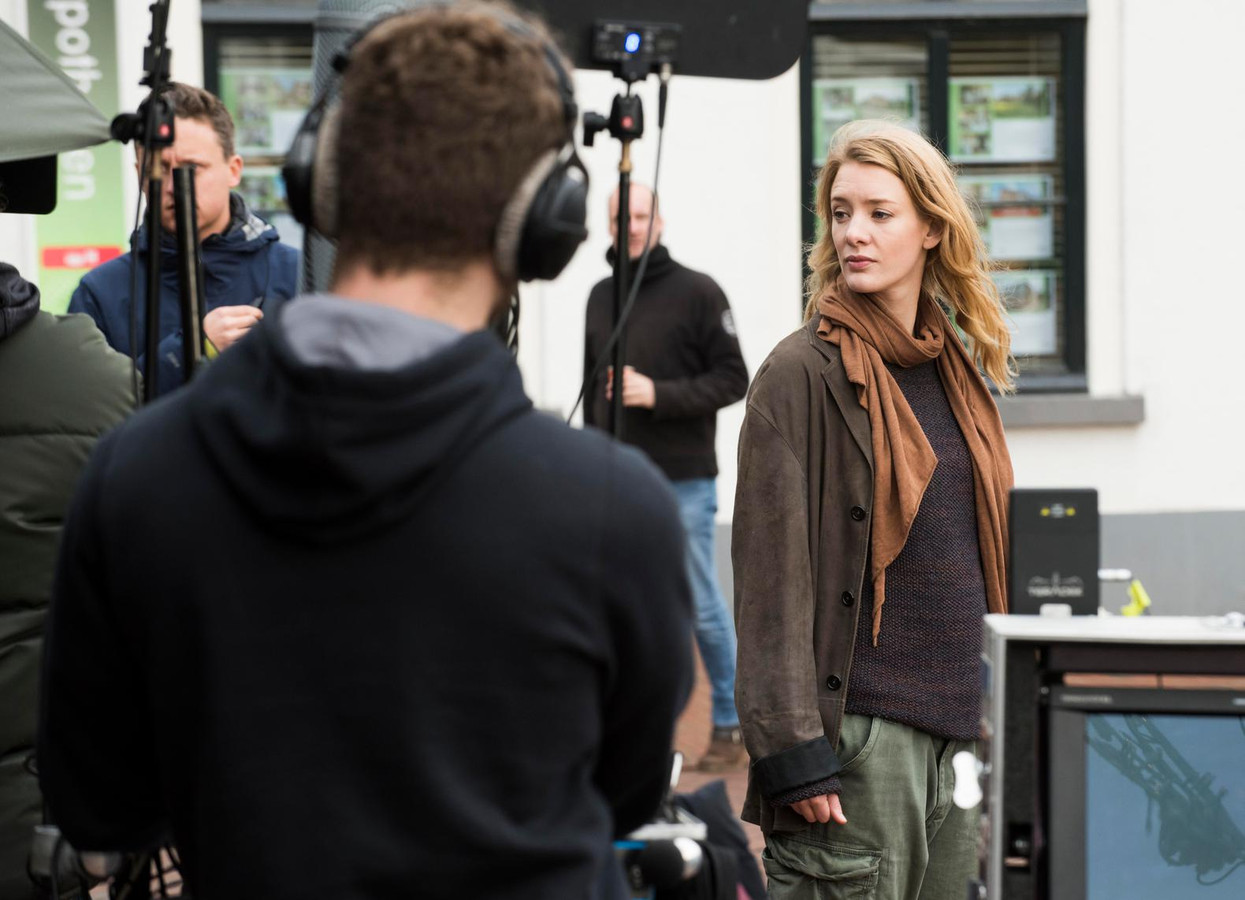 Mysterieuze thrillerserie De 12 van Oldenheim trekt miljoenenpubliek Foto AD.nl
