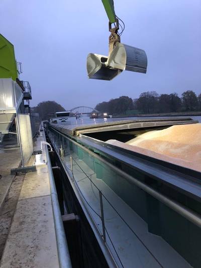 Nieuwe kade Deldense haven in gebruik genomen