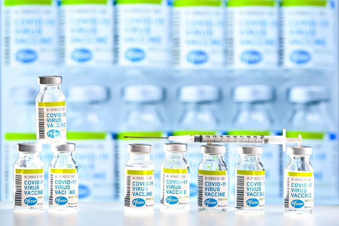 Dit vaccin van Pfizer en BioNTech zal hoogstwaarschijnlijk als eerste in ons land gebruikt worden.