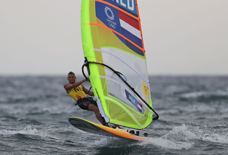 Windsurfer Badloe pakt vrijwel zeker goud, en dit kan je ...