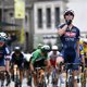 Merlier sprint naar zege in tumultueuze derde etappe Tour