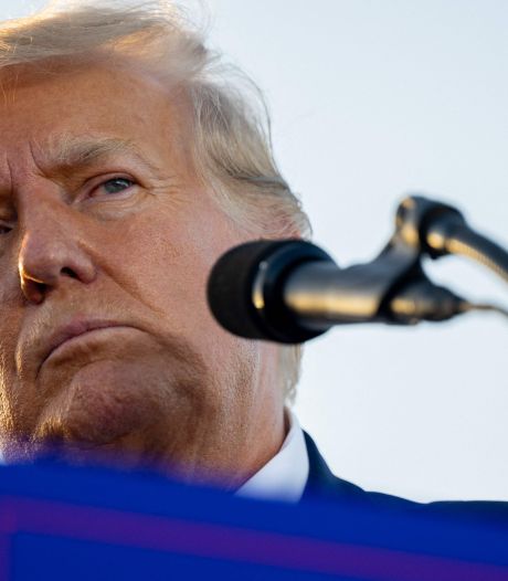 Trump nie tout délit dans l’affaire Stormy Daniels: “Je n’ai jamais aimé ‘tête de cheval’”