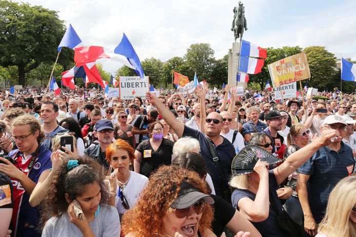 Een betoging tegen de coronapas vorige week in Parijs.