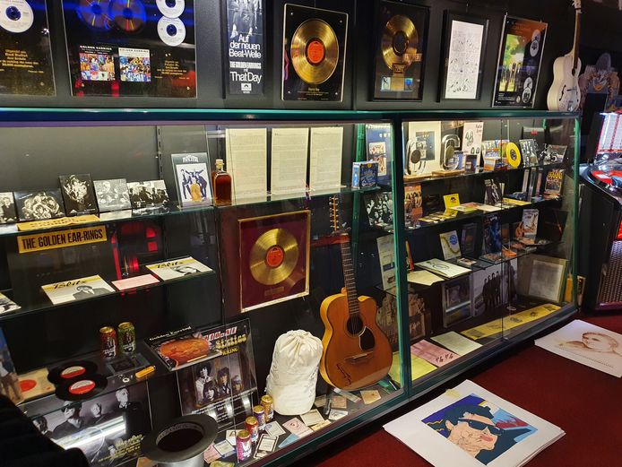 De Golden Earring-collectie van het museum RockArt blijft groeien.