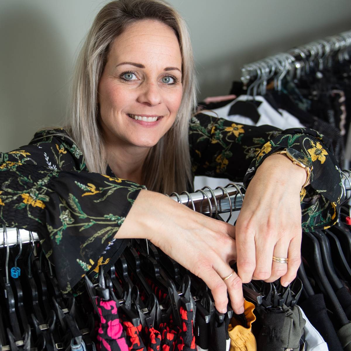 Sabine uit Goor start online kinderboetiek Kleding net zo hip als mama Hof van Twente tubantia