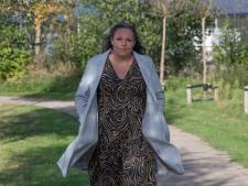 Annet (34) na vier jaar abrupt ontslagen door kippenslachter GPS in Nunspeet, samen met 150 anderen: ‘Dit voelt als een mes in de rug’