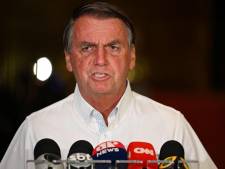 Bolsonaro reconnaît avoir commis "quelques erreurs" durant son mandat