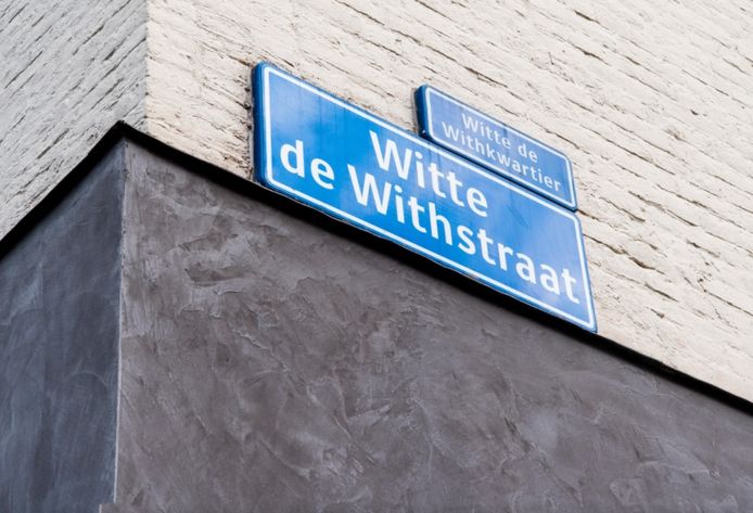 Onder meer de Witte de Withstraat is bij sommigen omstreden.