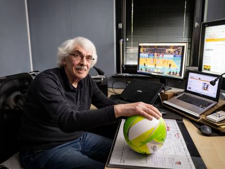 Gerard Heerink (75) uit Denekamp is wereldberoemd onder Twentse volleyballers: ‘Ik kijk soms uren naar een livestream’