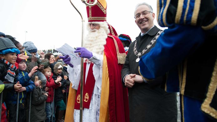 Burgemeester Aboutaleb tijdens de intocht van Sinterklaas vorig jaar.