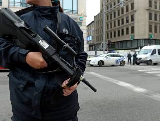 Vier terreurverdachten die in Antwerpen werden opgepakt onder aanhoudingsbevel geplaatst