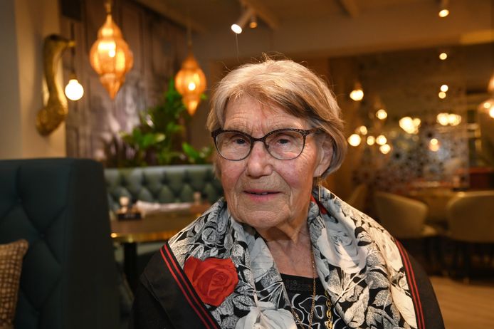 Wies Harinck-de Waal is nu 100-plusser.
