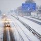 Nederlanders gevraagd binnen te blijven tijdens ‘historische’ sneeuwval