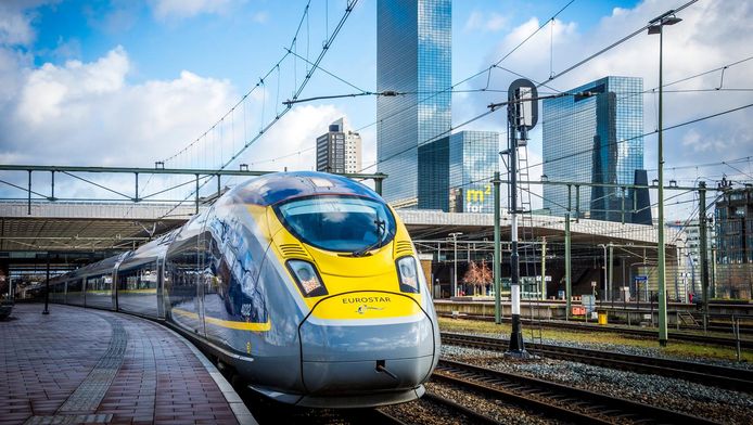 De Eurostar tijdens een testrit op de treinverbinding tussen Amsterdam en Londen.