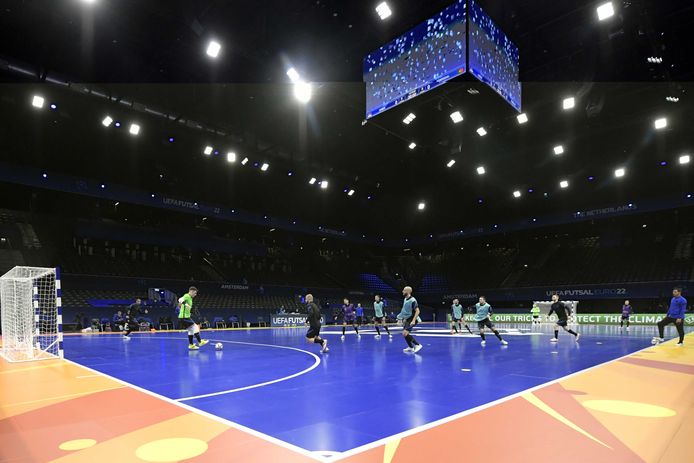 De Nederlandse zaalvoetballers trainen in de Ziggo Dome.