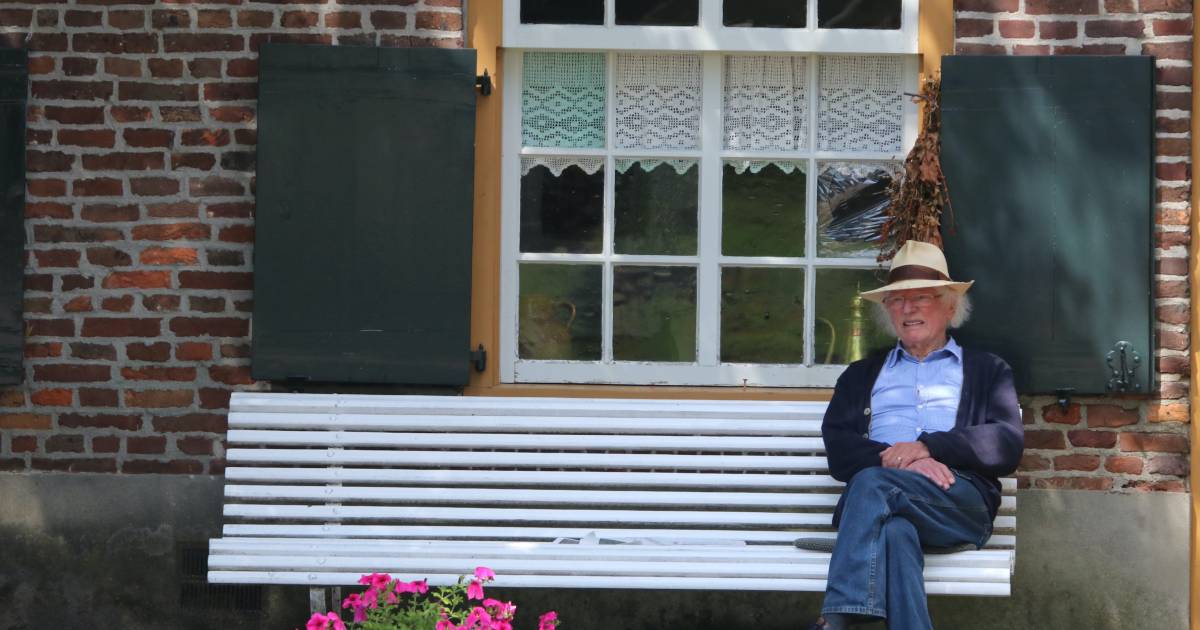 Max Farjon (1920-2022) zat in zijn lange leven maar weinig stil