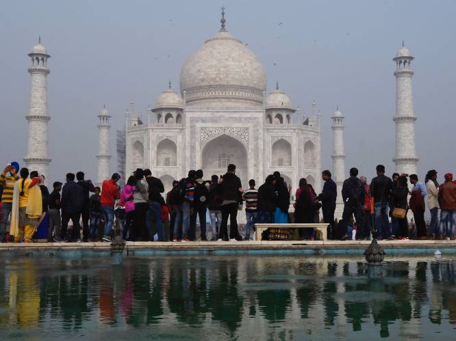 Taj Mahal limiteert bezoeken tot 3 uur om te vermijden dat mensen er de hele dag blijven