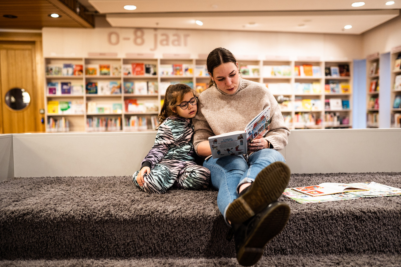 ‘Essentiëel’ gelukkig hebben we de bibliotheek nog als uitje tijdens deze kerstvakantie Foto